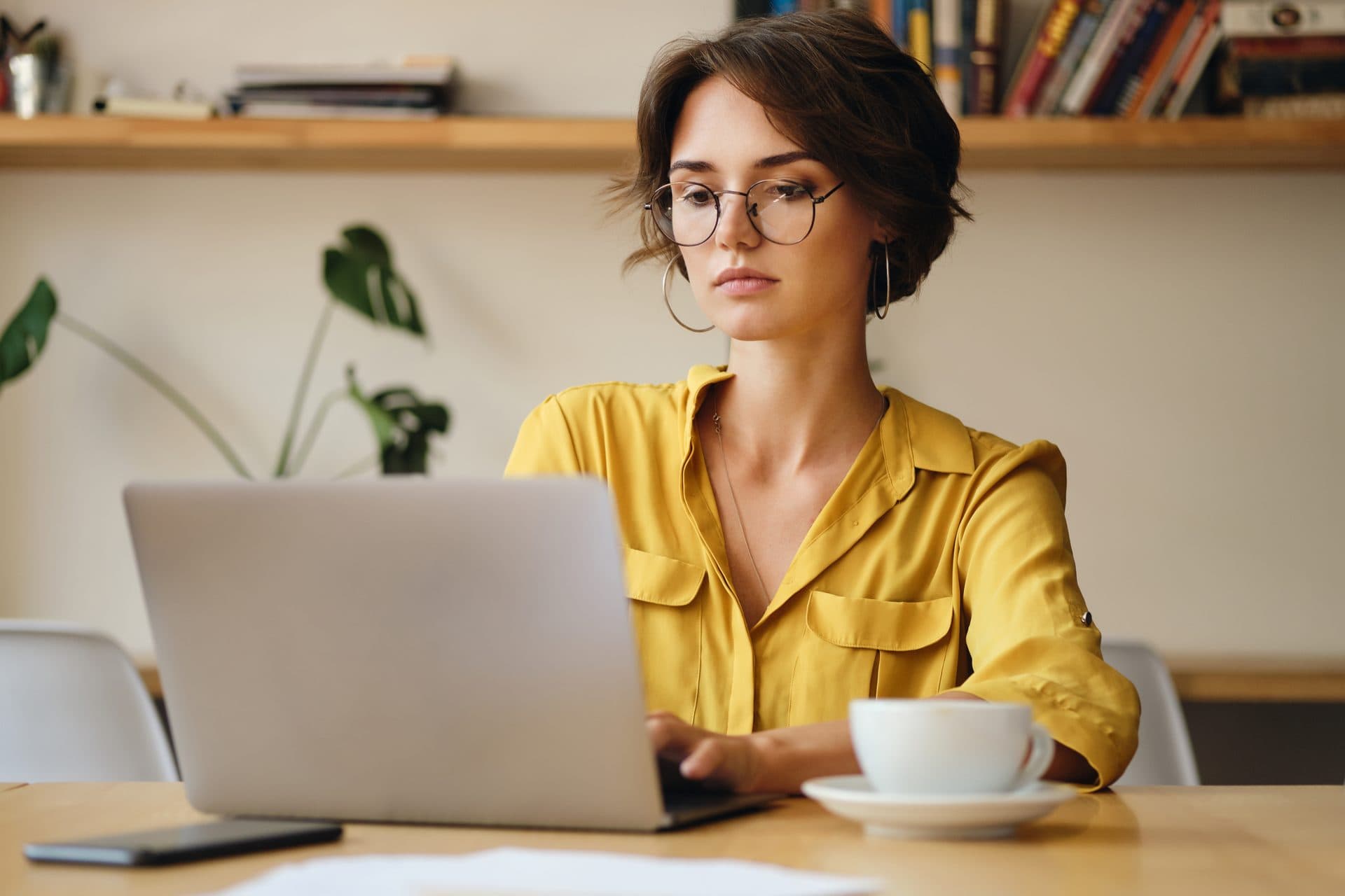 Meta Business Agent o agente de IA propio: cuál elegir