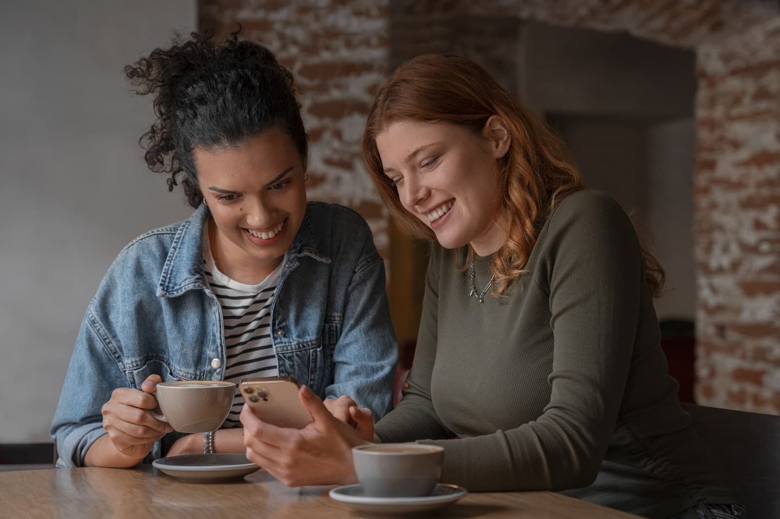 Tiempo de respuesta en WhatsApp Business: cómo reducirlo